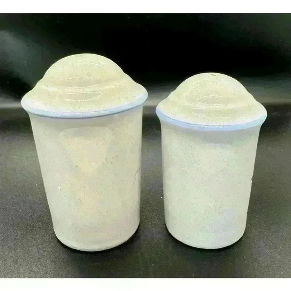 Savior Vivre "Luscious" Salt and Pepper Set Grapes Flowers and Green Leaf Design - Picture 8 of 10